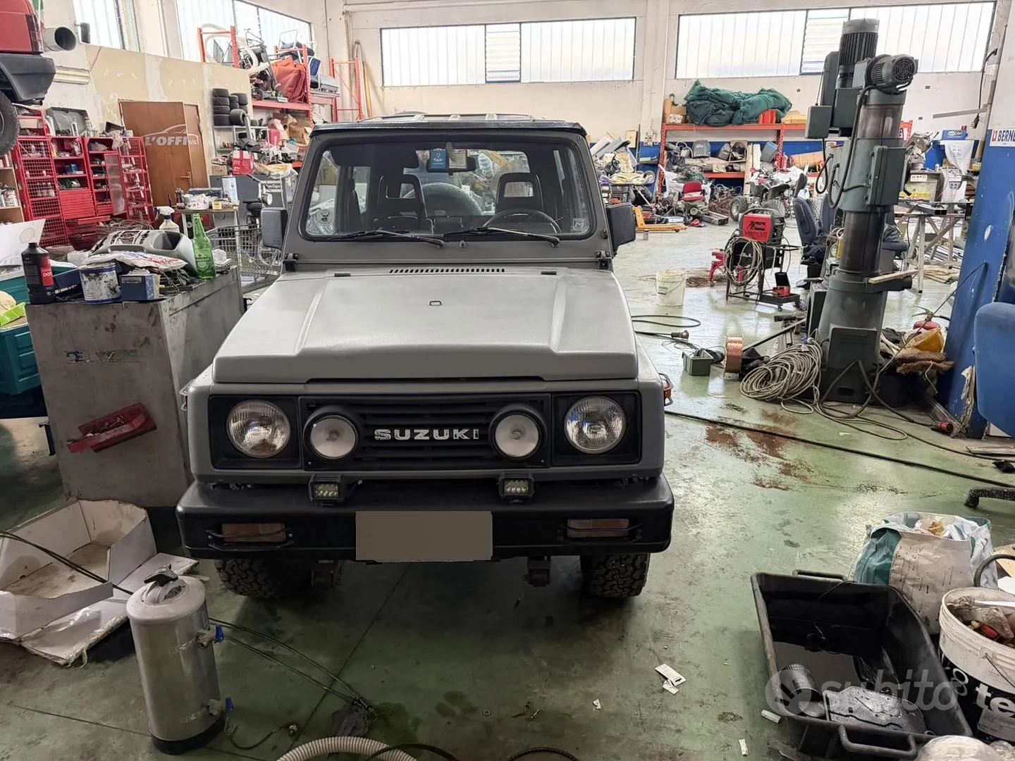 Suzuki Sj400