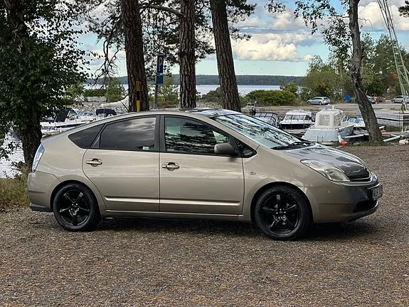 Toyota Prius 2005 photo 4