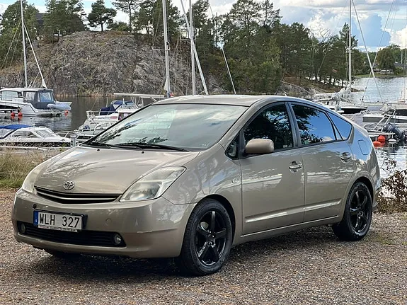 Toyota Prius 2005 photo 2