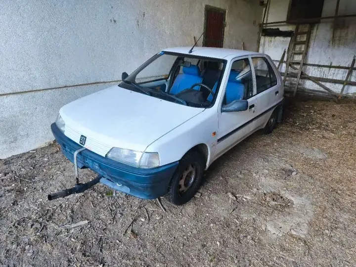 Peugeot 106 1995 photo 3