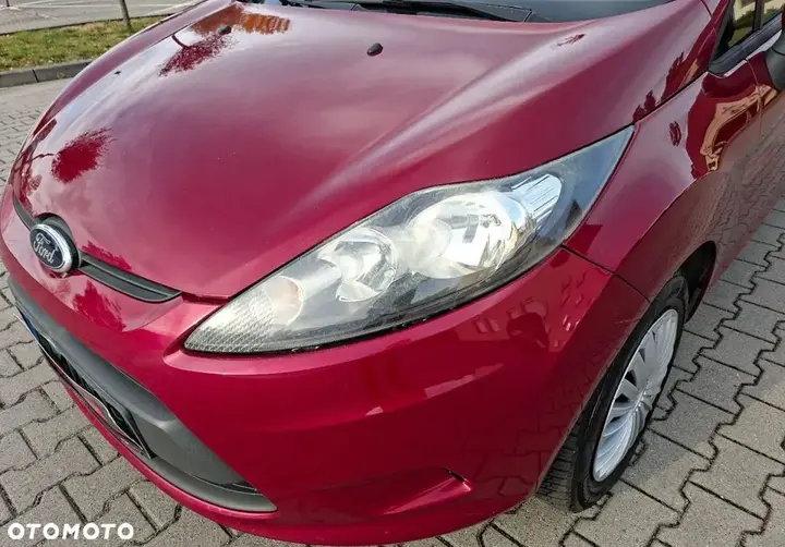 Ford Fiesta 2010 photo 4