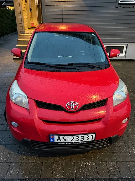 Toyota Urban Cruiser 2010 photo 2