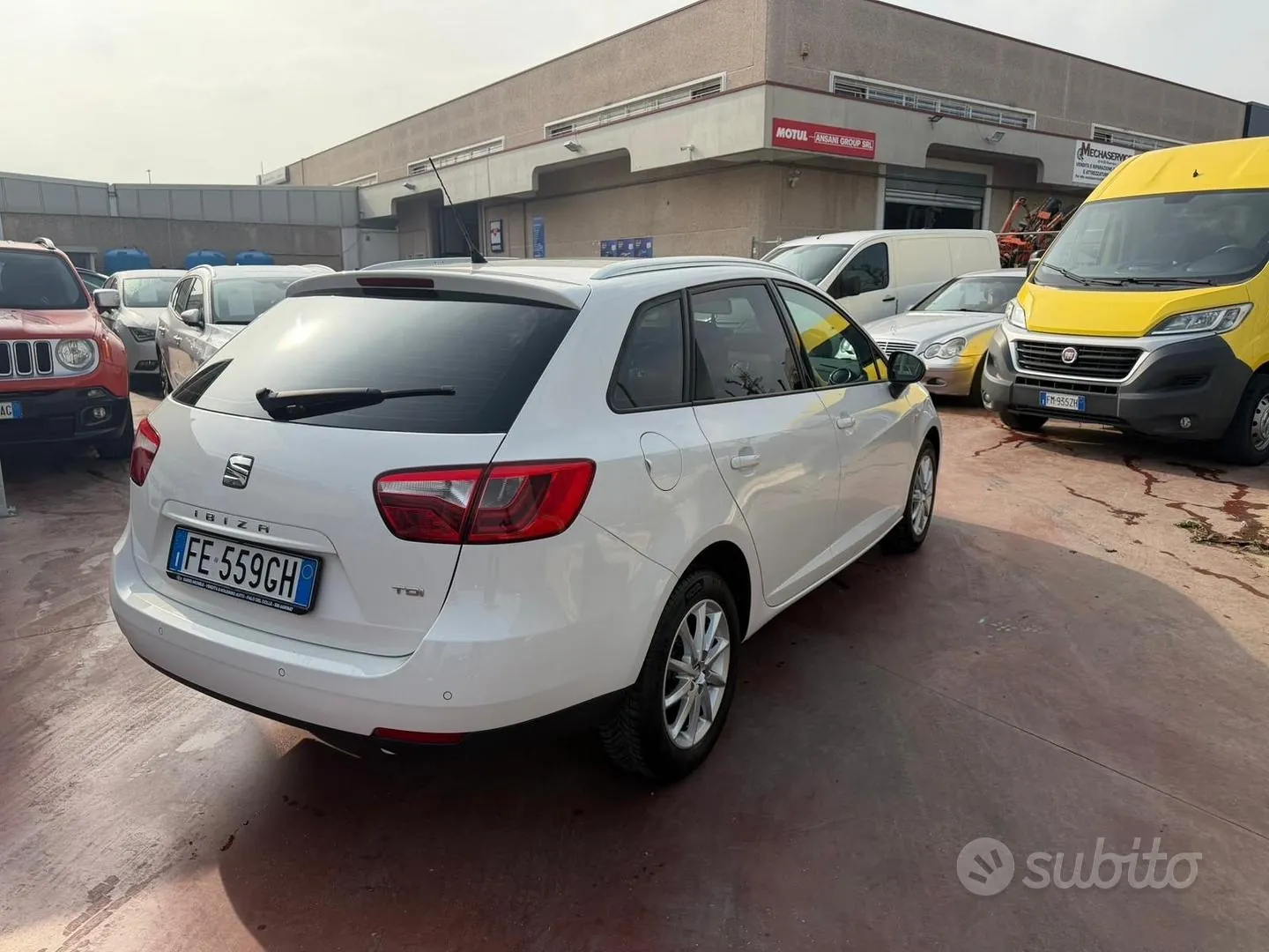 Seat Ibiza 2016 photo 3