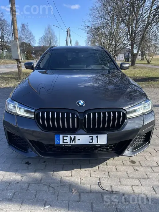 BMW 530E