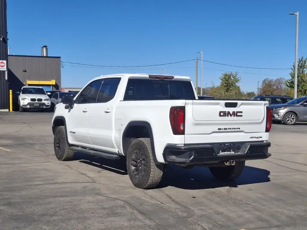 GMC Sierra 1500 2023 photo 3