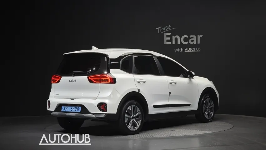 Kia Niro Plus 2022 photo 2