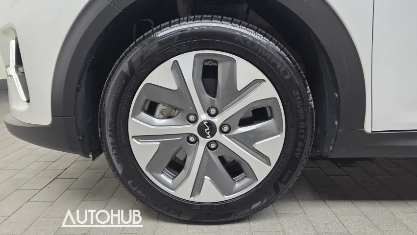 Kia Niro Plus 2022 photo 5