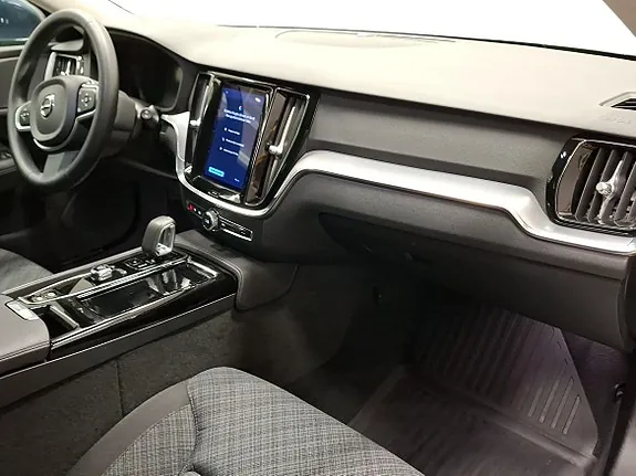 Volvo V60 2024 photo 4