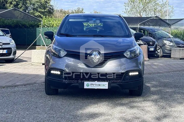 Renault Captur 2016 photo 2