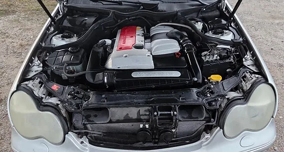 Mercedes-Benz C200 2001 photo 5