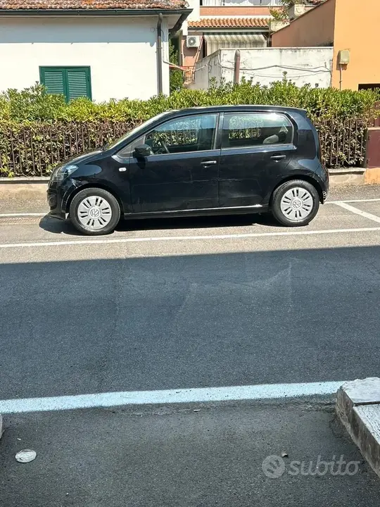 Volkswagen Up