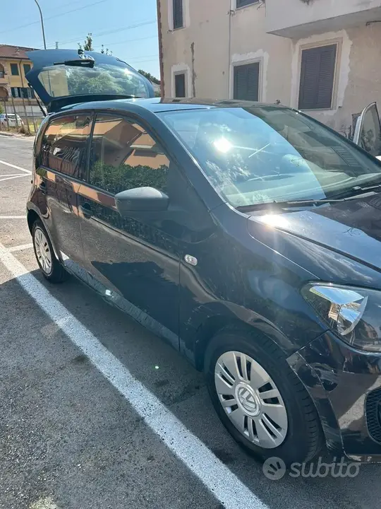 Volkswagen Up 2013 photo 2