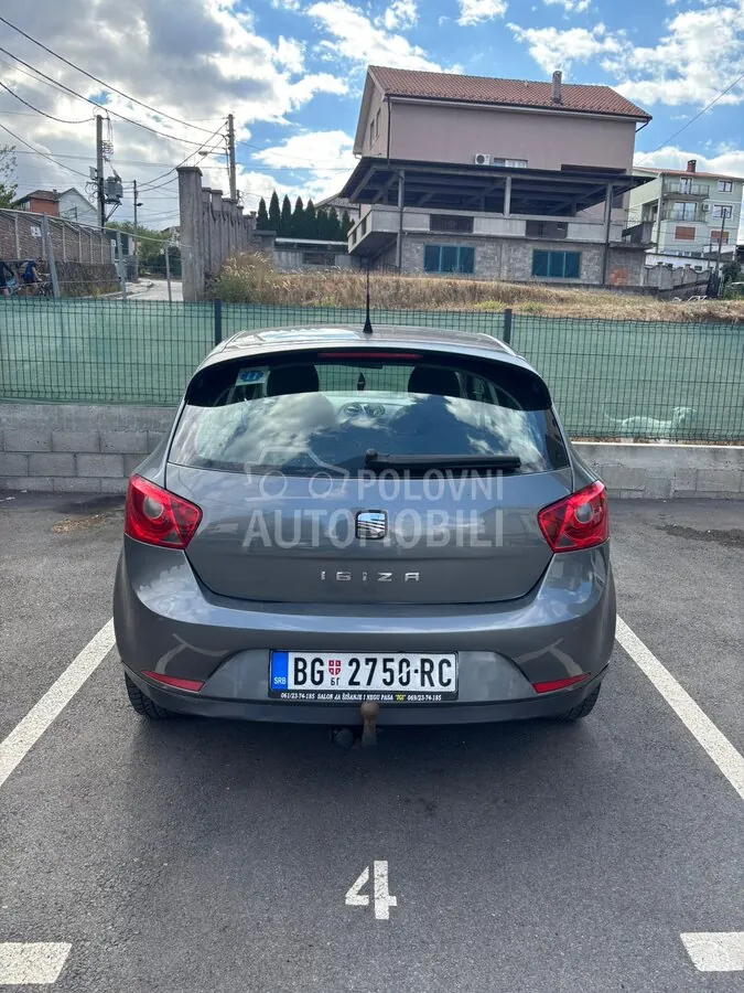 Seat Ibiza 2012 photo 3