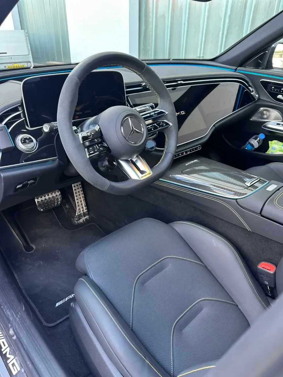 Mercedes-Benz E-Class 2025 photo 2