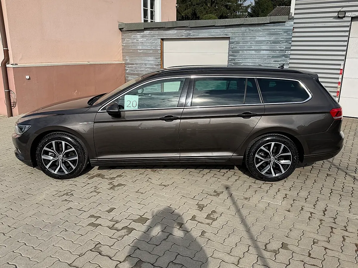 Volkswagen Passat 2017 photo 2
