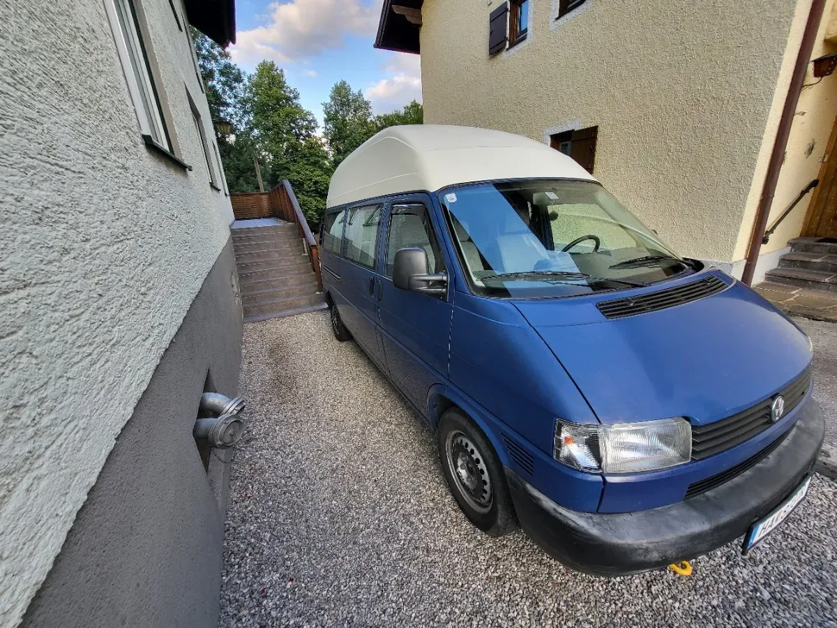 Volkswagen T4 2001 photo 2