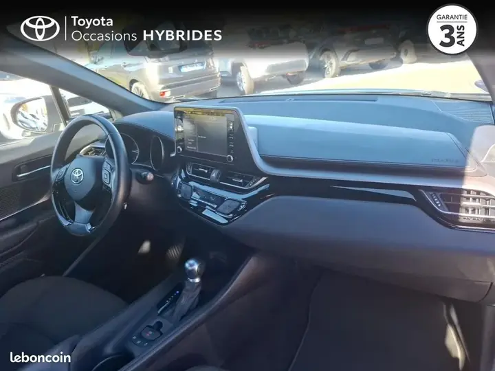 Toyota C-Hr 2023 photo 4
