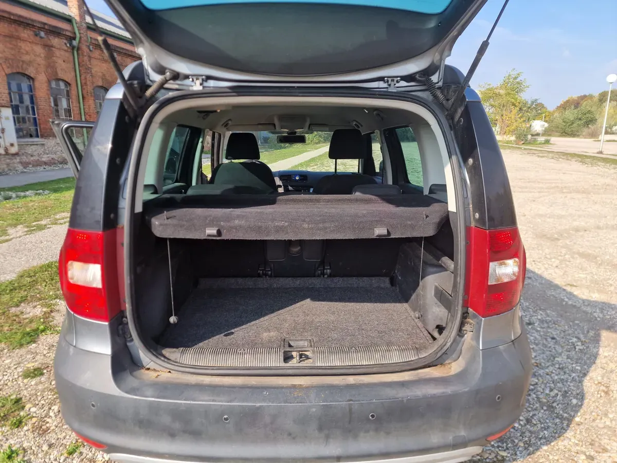 Skoda Yeti 2011 photo 3