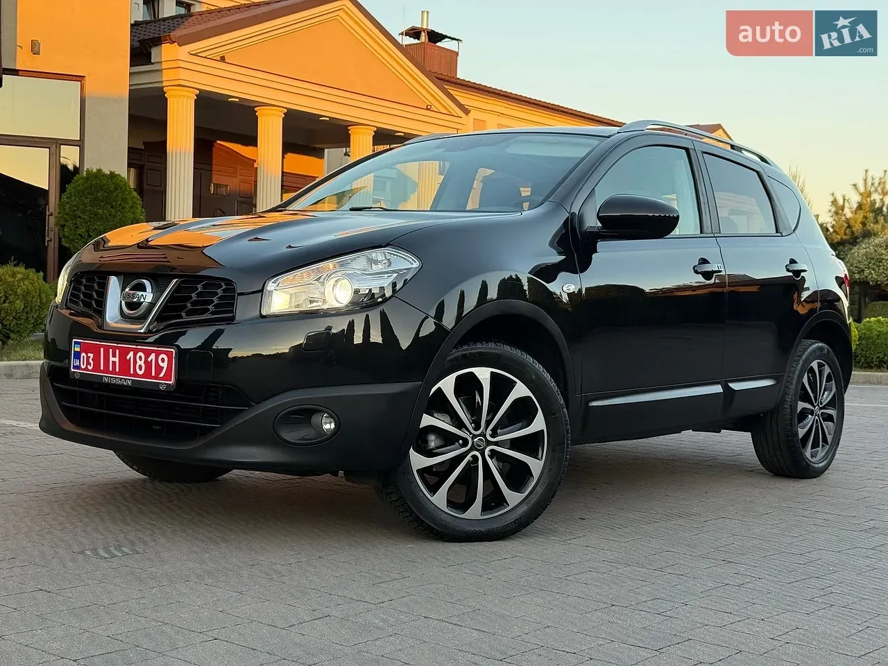 Nissan Qashqai 2013 photo 2