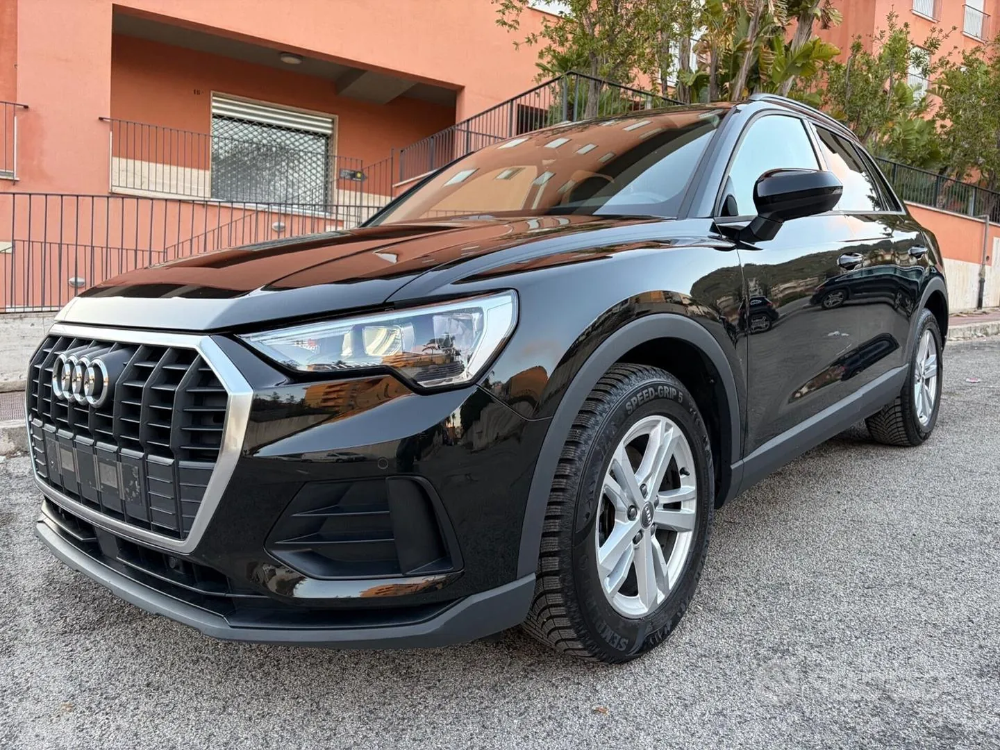 Audi Q3 2019 photo 5