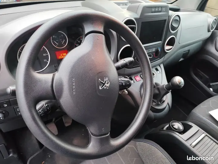 Peugeot Partner Tepee 2018 photo 3