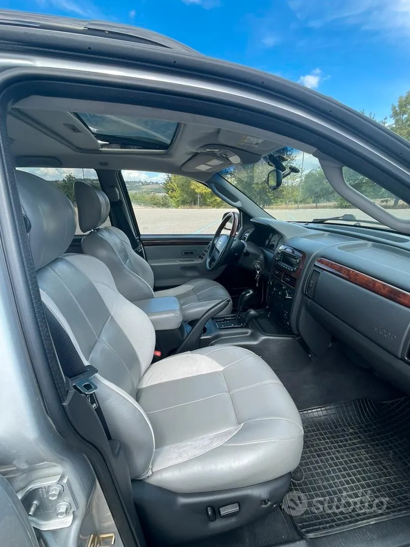 Jeep Grand Cherokee 2004 photo 3