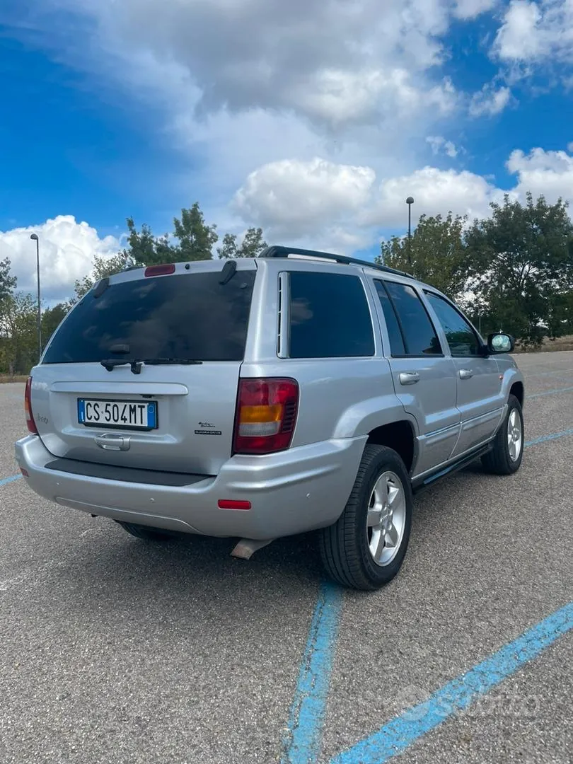 Jeep Grand Cherokee 2004 photo 2