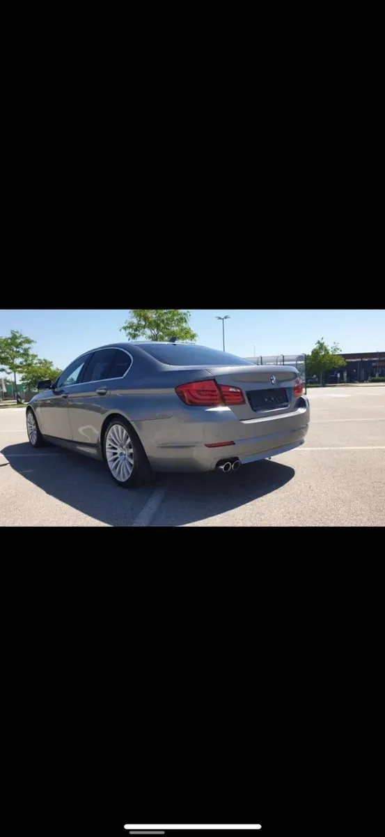 BMW 5 Series 2010 photo 3