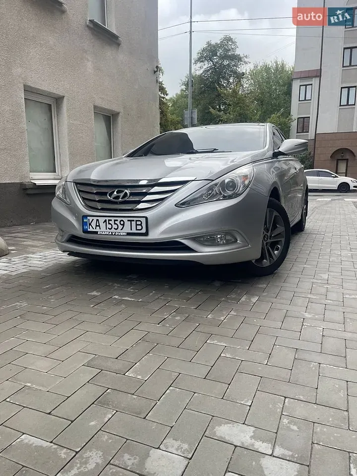 Hyundai Sonata