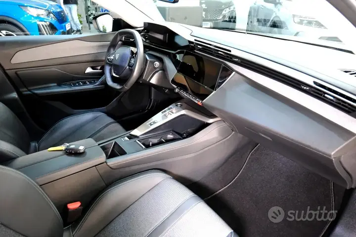 Peugeot 308 2024 photo 3