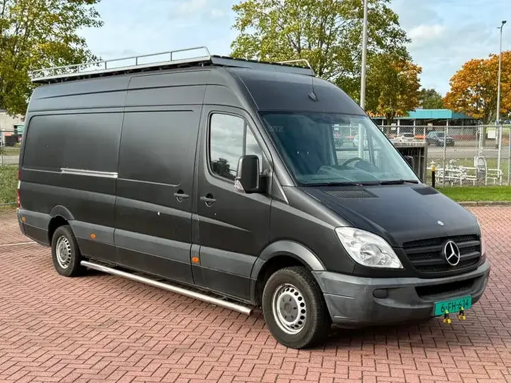 Mercedes-Benz Sprinter 2009 photo 2