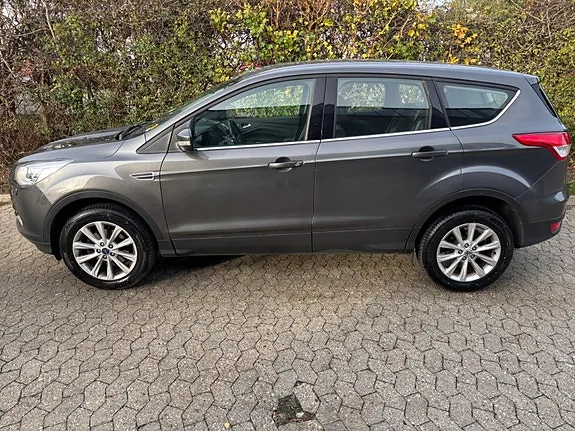 Ford Kuga 2016 photo 2