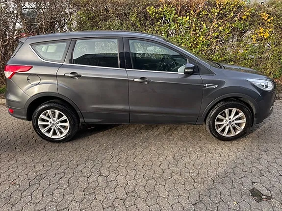 Ford Kuga 2016 photo 5