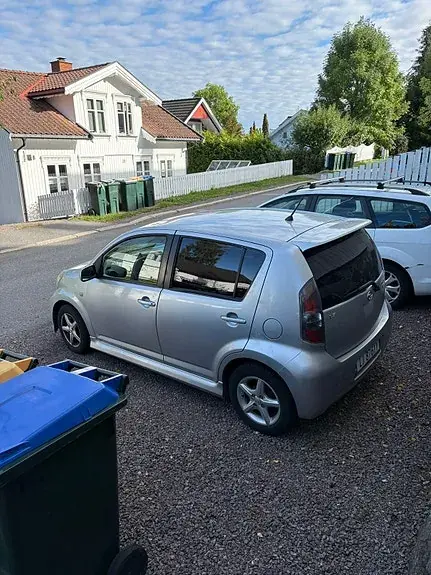 Daihatsu Sirion 2007 photo 2