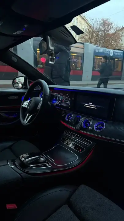 Mercedes-Benz E-Class 2019 photo 2