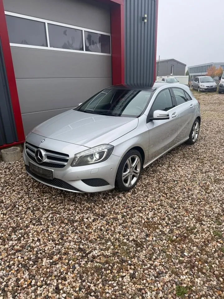 Mercedes-Benz A 200