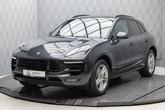 Porsche Macan S 2017 photo 2