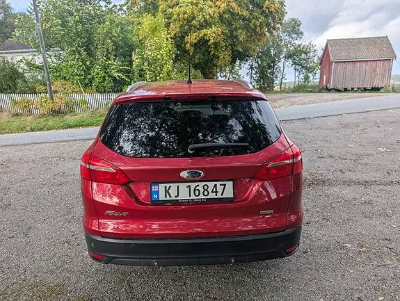 Ford Focus 2015 photo 5