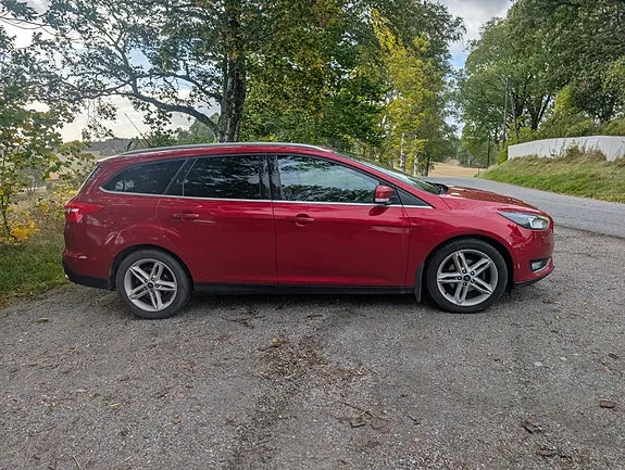 Ford Focus 2015 photo 4