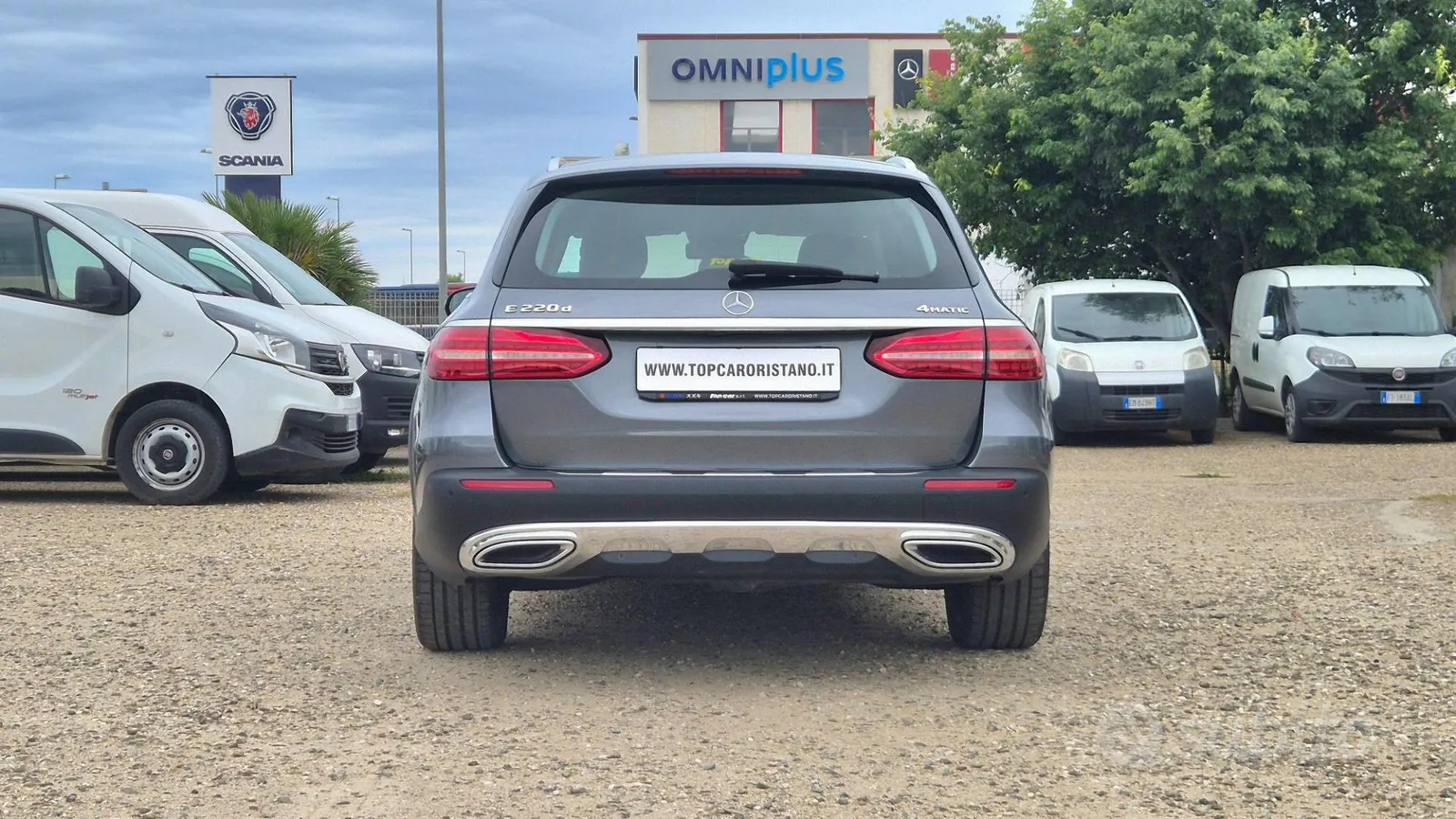 Mercedes-Benz E 220 2022 photo 4