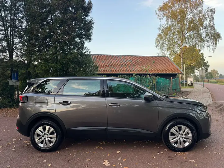 Peugeot 5008 2021 photo 4