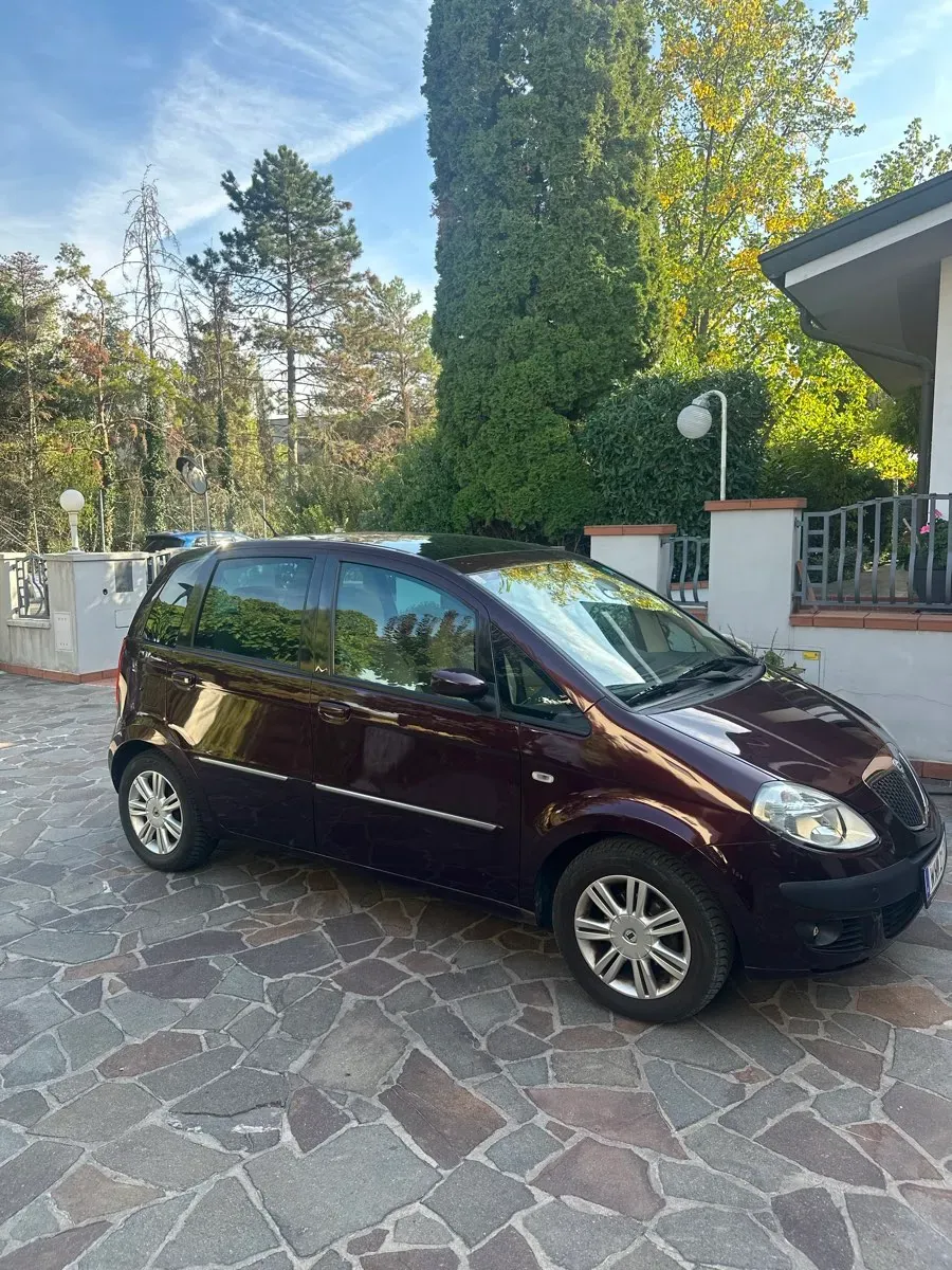 Lancia Musa 2005 photo 3