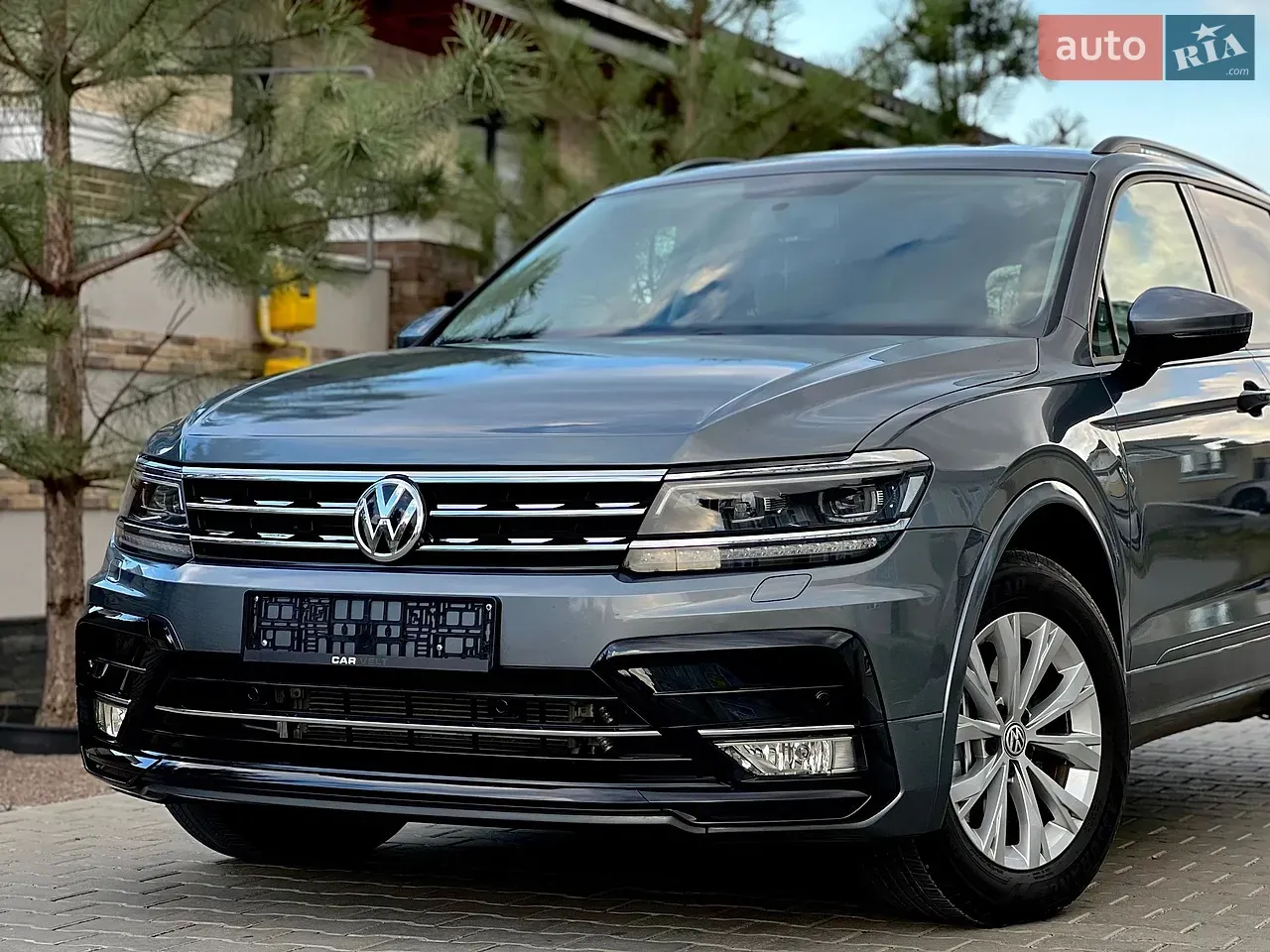 Volkswagen Tiguan 2018 photo 5