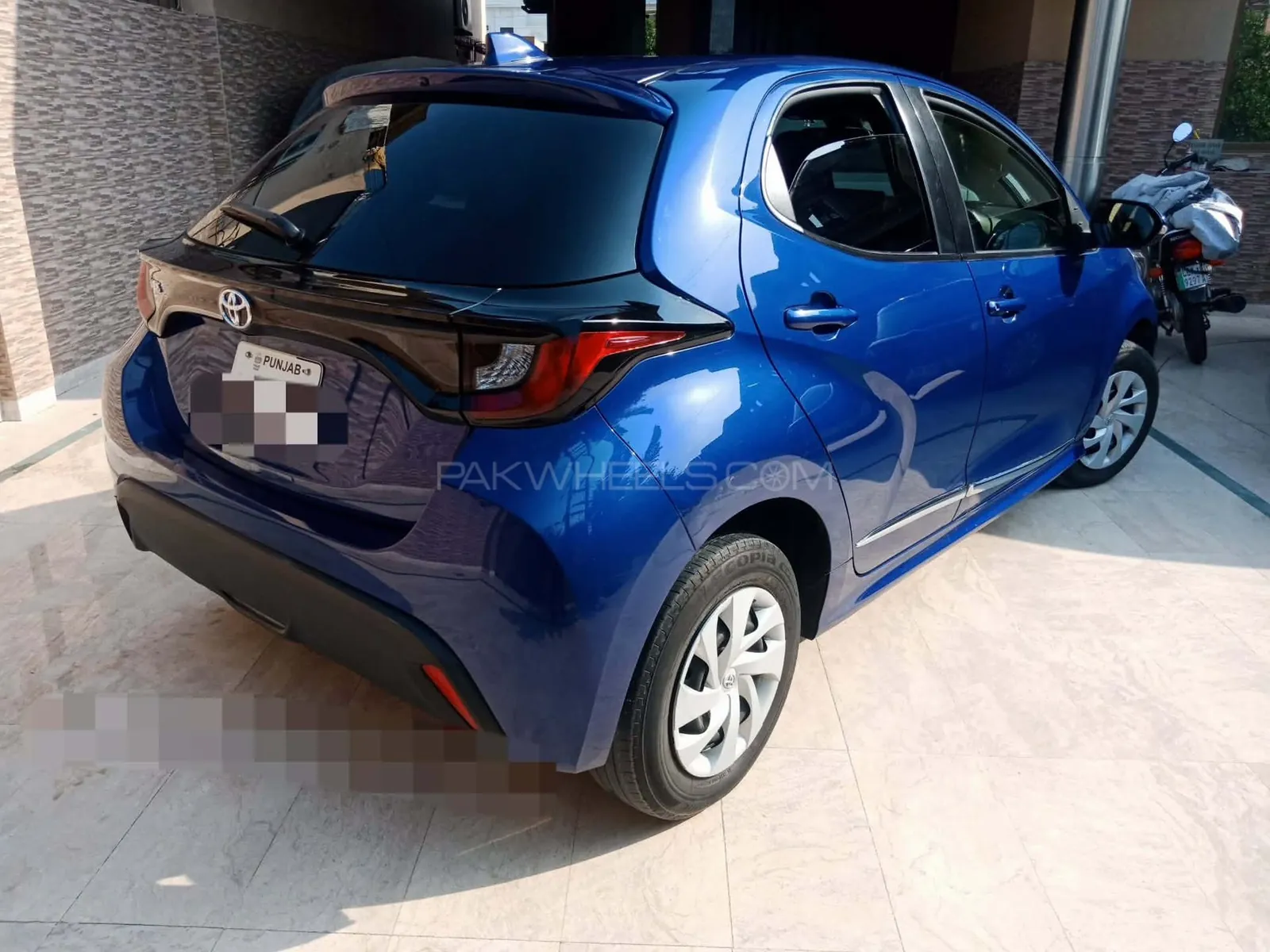 Toyota Yaris Hatchback