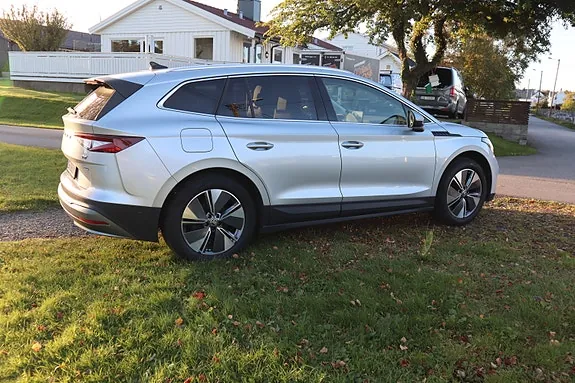 Skoda Enyaq 2023 photo 5