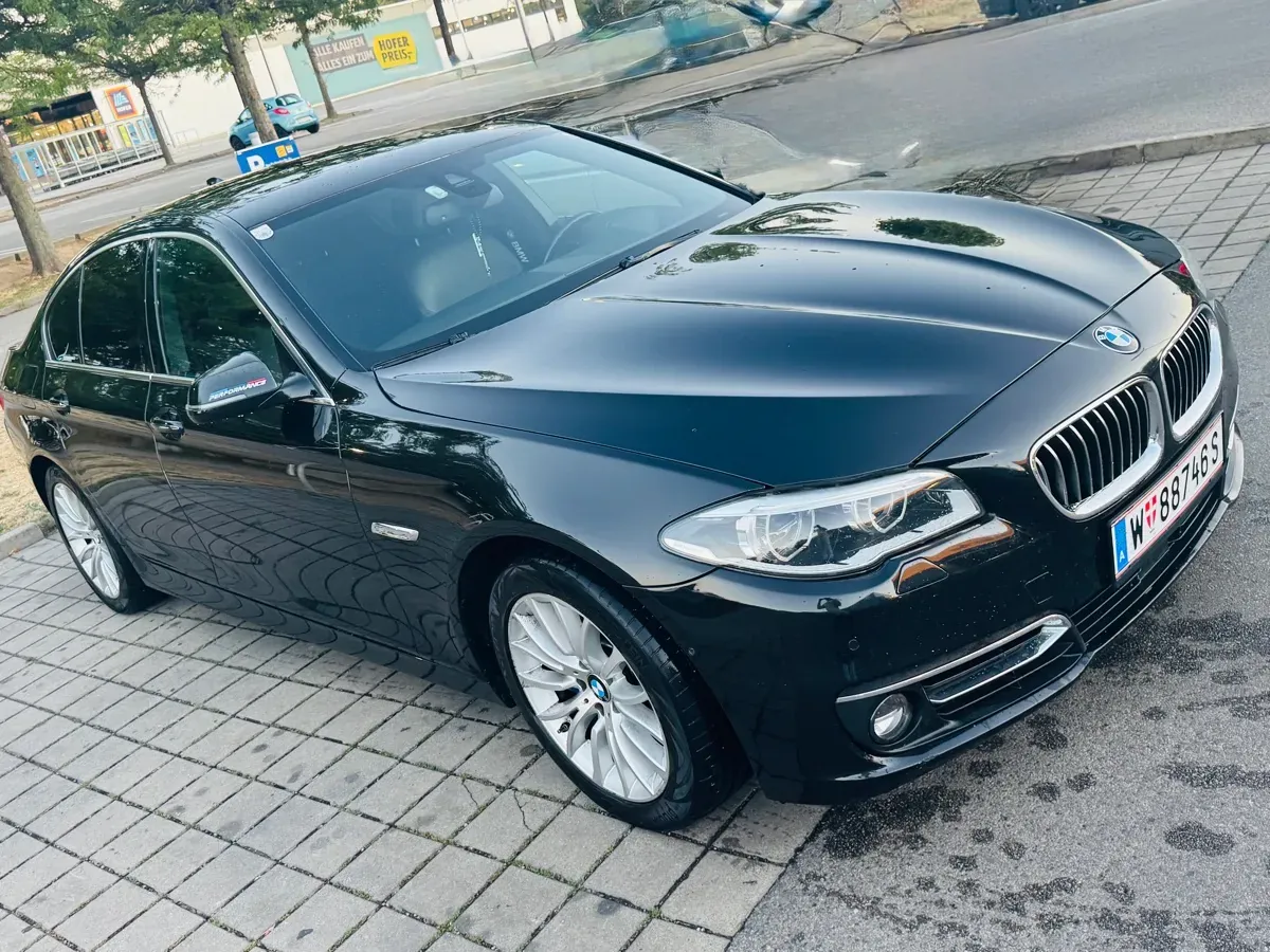 BMW 5 Series 2015 photo 2