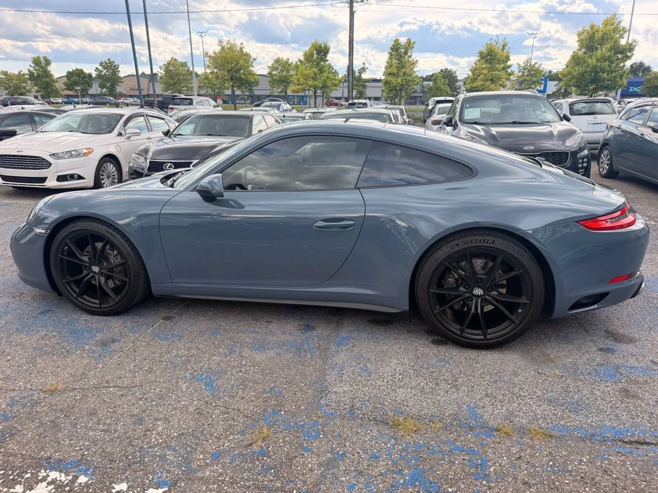 Porsche 911 2017 photo 2