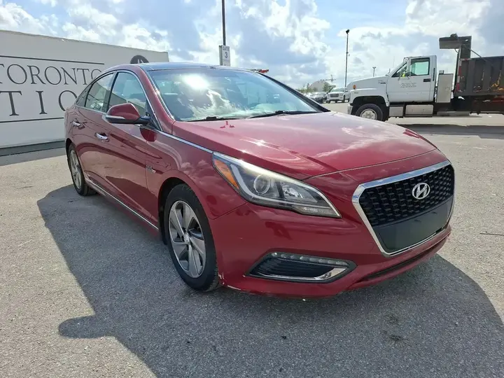 Hyundai Sonata 2016 photo 3