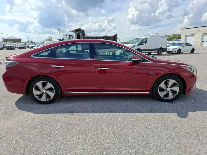 Hyundai Sonata 2016 photo 4