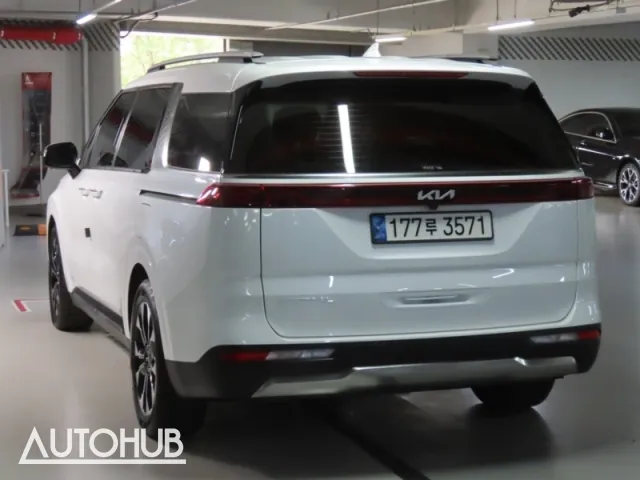 Kia Carnival 2023 photo 4